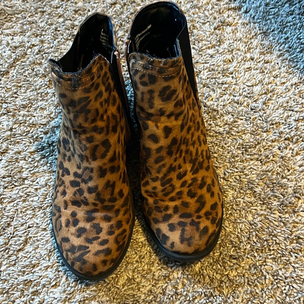 Stevie’s ankle booties , kid size 4.